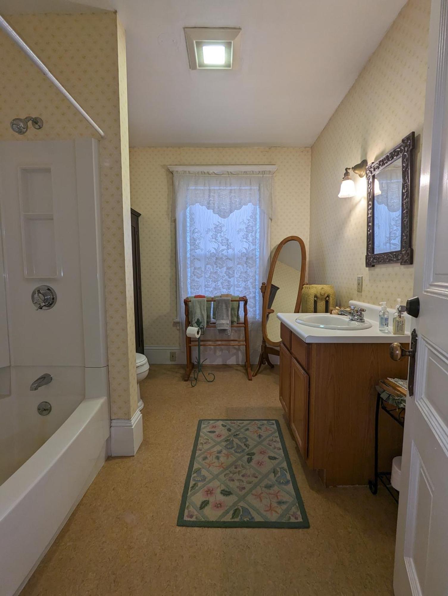 Blooming Inn Shelburne Falls Экстерьер фото