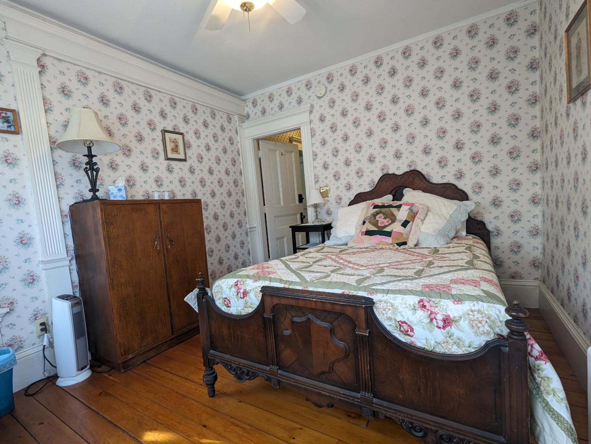 Blooming Inn Shelburne Falls Экстерьер фото